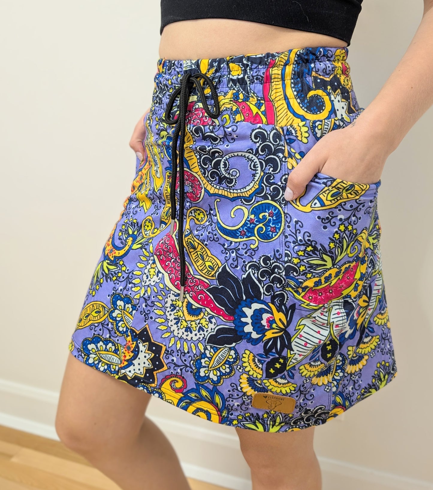 
                  
                    JUPE-SHORT GAÏA
                  
                